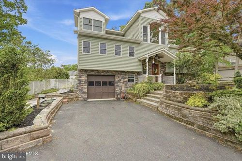 203 Thrush Ct, LANOKA HARBOR, NJ, 08734-1724 | Card Image