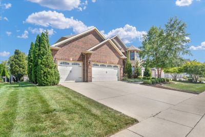 1404 English Oak Drive, House other with 5 bedrooms, 5 bathrooms and 3 parking in Champaign IL | Image 2