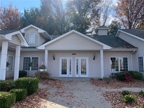 1604 Nw Mock Ave, Blue Springs, MO, 64015-3110 | Card Image