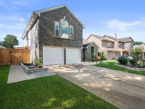 21450 Park Post Ln, Katy, TX, 77450-5333 | Card Image