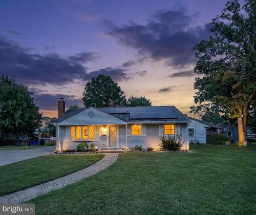 205 Phillips Ave, MAGNOLIA, NJ, 08049-1231 | Card Image