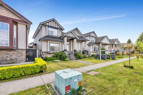 12168 96a Ave, Surrey, BC, V3V7C3 | Card Image