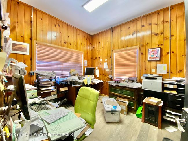 Office 1 | Image 9