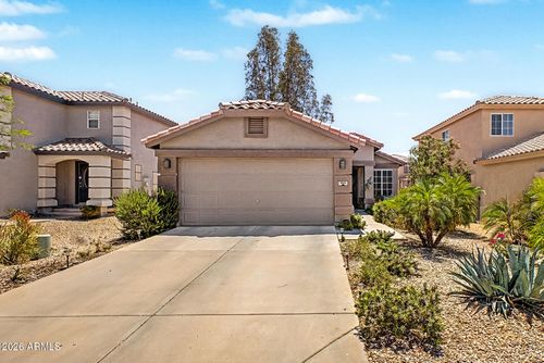 985 E Stardust Way, San Tan Valley, AZ, 85143-4976 | Card Image