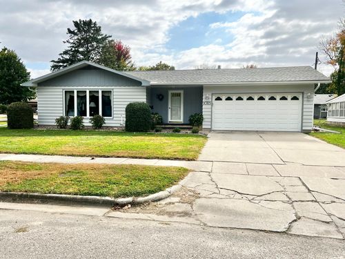 1015 11th Ave, Granite Falls, MN, 56241-1237 | Card Image