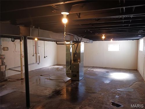 601 Ruggles Road, Ferguson, MO, 63135 | Card Image