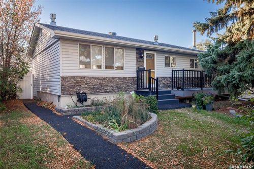 10 Mitchell Cres, Regina, SK, S4R5G6 | Card Image