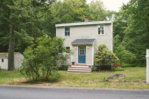 37 Pleasant Valley Rd, Cumberland, ME, 04021-3310 | Card Image