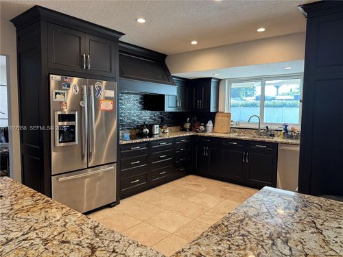 3900 N 43rd Ave, Hollywood, FL, 33021 | Card Image