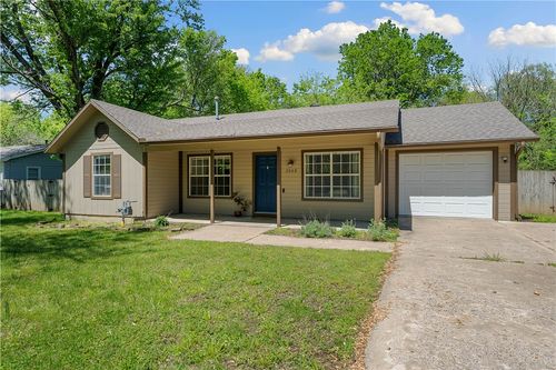 2008 W Holly St, Fayetteville, AR, 72703-1313 | Card Image