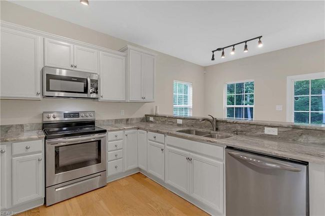 8619 Thomas Jefferson Way, House other with 3 bedrooms, 3 bathrooms and null parking in Gloucester VA | Image 15