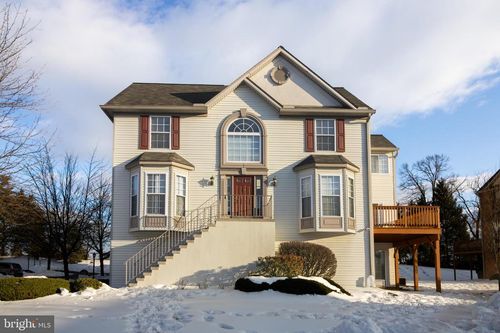 42g-206 September Way, YORK, PA, 17403-4790 | Card Image