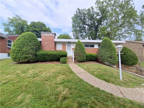 1247 Lakemont Dr, Pittsburgh, PA, 15243-1855 | Card Image