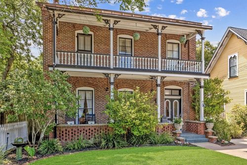 23 S 7th St, Fernandina Beach, FL, 32034-3921 | Card Image