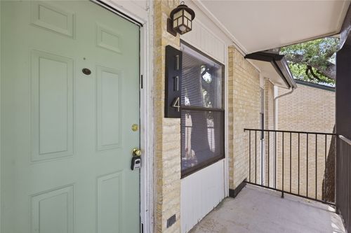 b114-1624 Aquarena Springs Dr, San Marcos, TX, 78666-7250 | Card Image