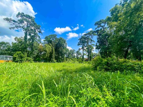 908 Redoak St, Vidor, TX, 77662-9389 | Card Image