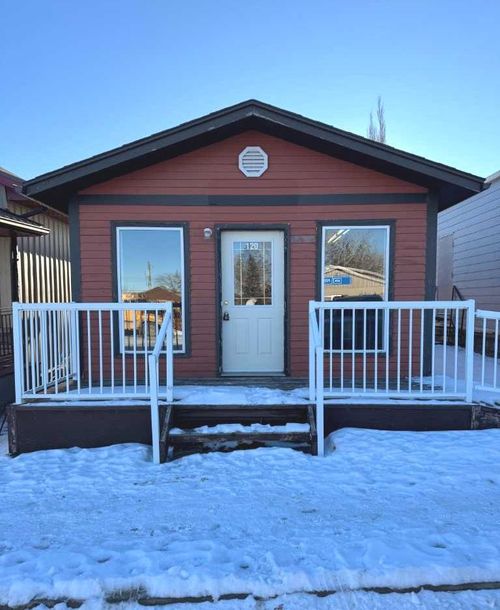 120 Centre St, Milo, AB, T0L1L0 | Card Image