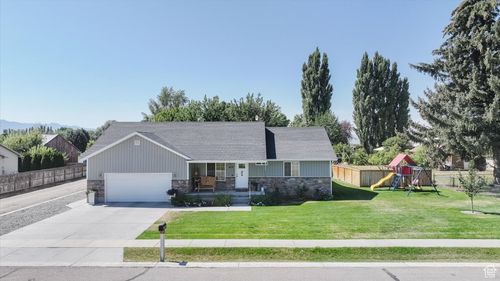 40 E 7th S, Preston, ID, 83263-1471 | Card Image
