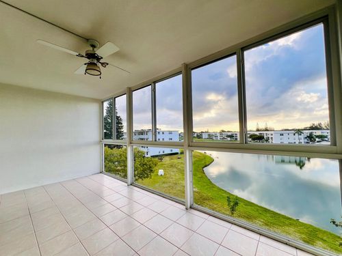 461 Wellington J, West Palm Beach, FL, 33417-2508 | Card Image