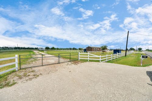 801 Williams Rd, East Bernard, TX, 77435-9539 | Card Image