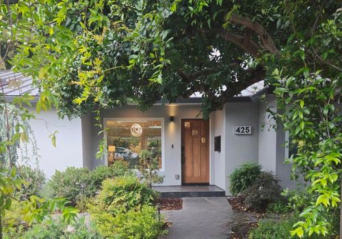 425 Concord Drive, Menlo Park, CA, 94025 | Card Image