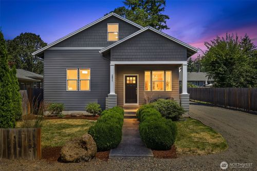 2821 G Dr, Washougal, WA, 98671-1744 | Card Image