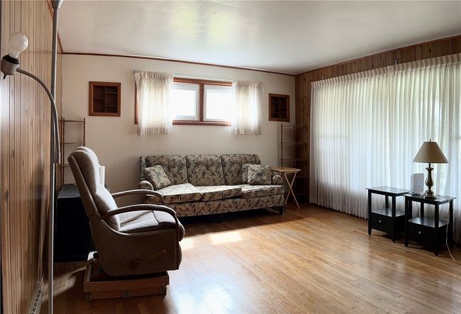 22 Besco Dr, House other with 3 bedrooms, 2 bathrooms and 1 parking in West Middlesex PA | Image 6
