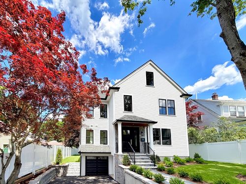 6 Intervale Rd, Wellesley, MA, 02481-1606 | Card Image