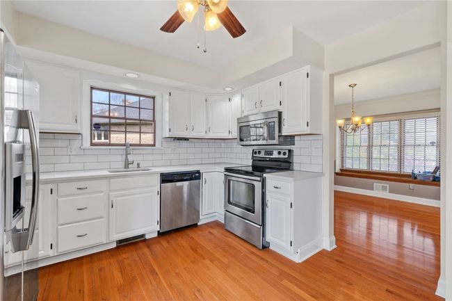 816 Sean Ct, House other with 3 bedrooms, 3 bathrooms and 2 parking in Jefferson Hills PA | Image 19