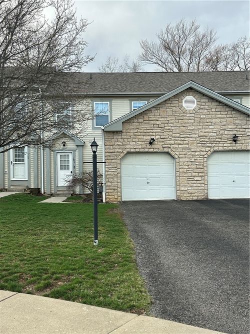 701 Pine Valley Dr, Imperial, PA, 15126-9336 | Card Image