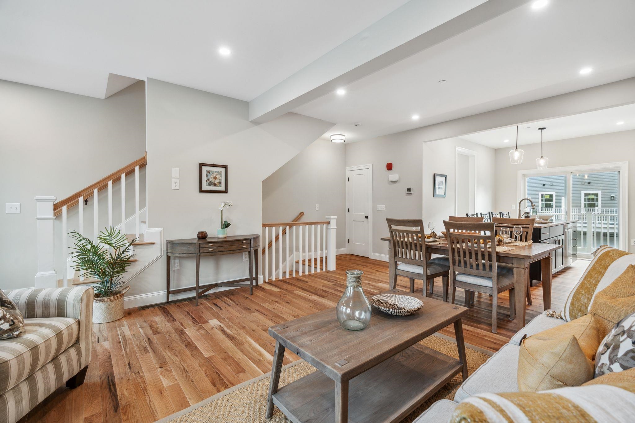 Juniper Ln, Portsmouth, NH 03801