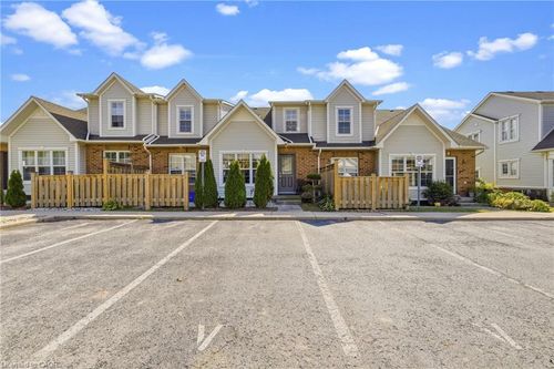 5-1085 Harrogate Dr, Ancaster, ON, L9K1R2 | Card Image