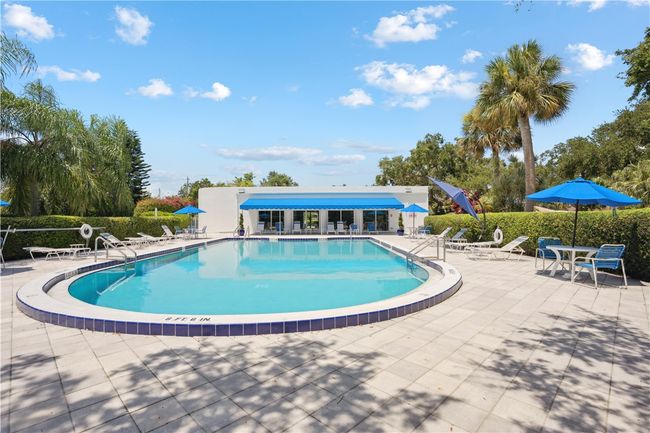 6039 - 6039 River Run Dr, House attached with 2 bedrooms, 2 bathrooms and null parking in Sebastian FL | Image 34