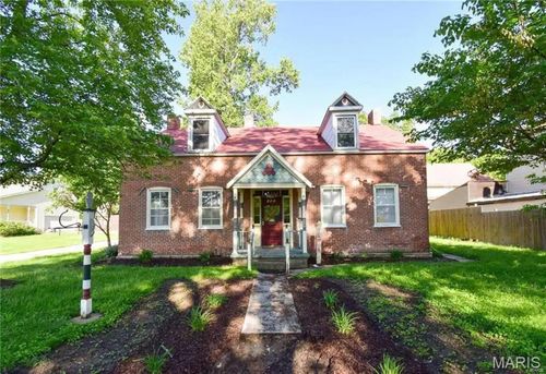 606 Washington St, Hermann, MO, 65041-1201 | Card Image