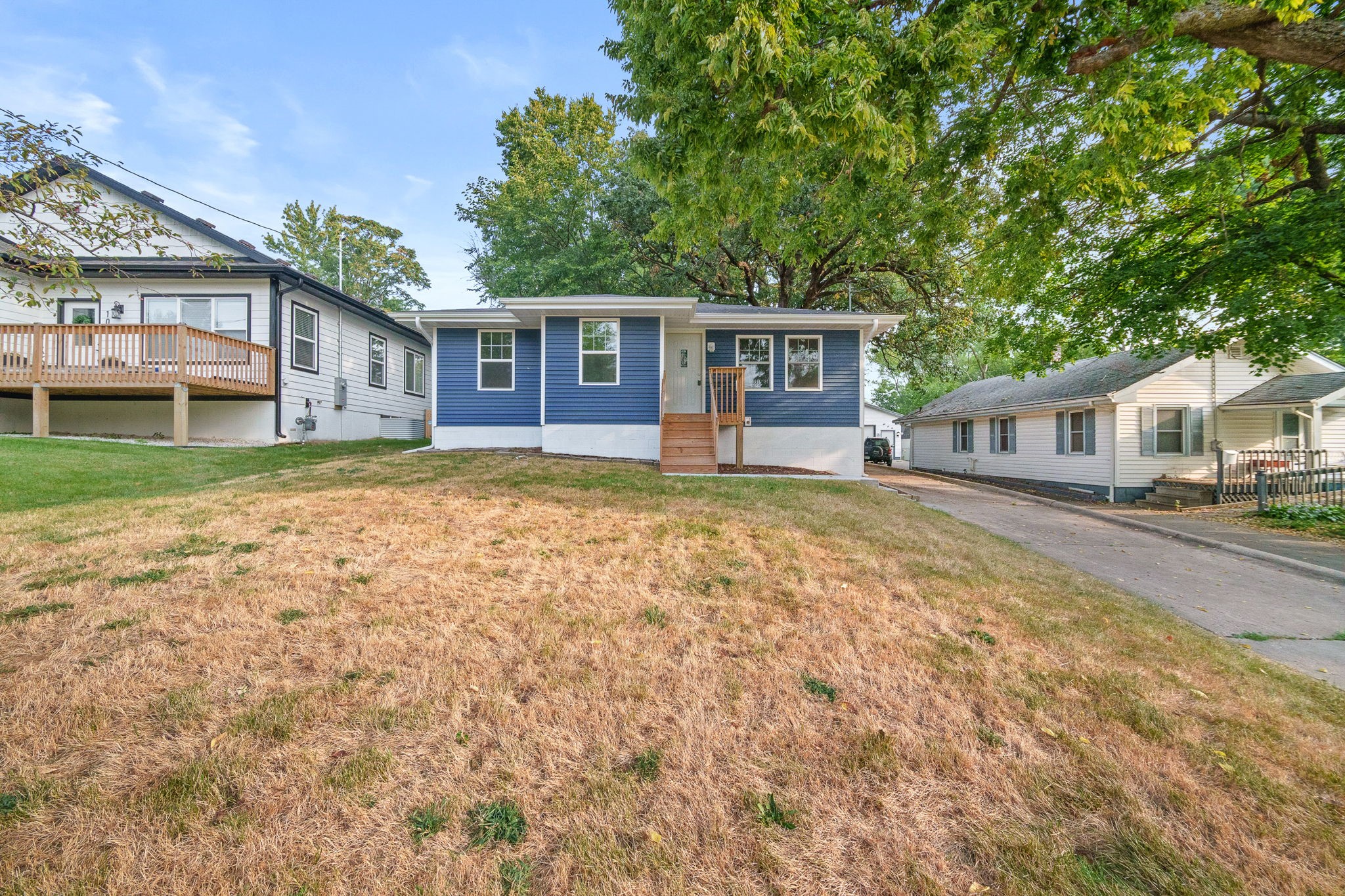Payton Ave, Des Moines, IA 50315