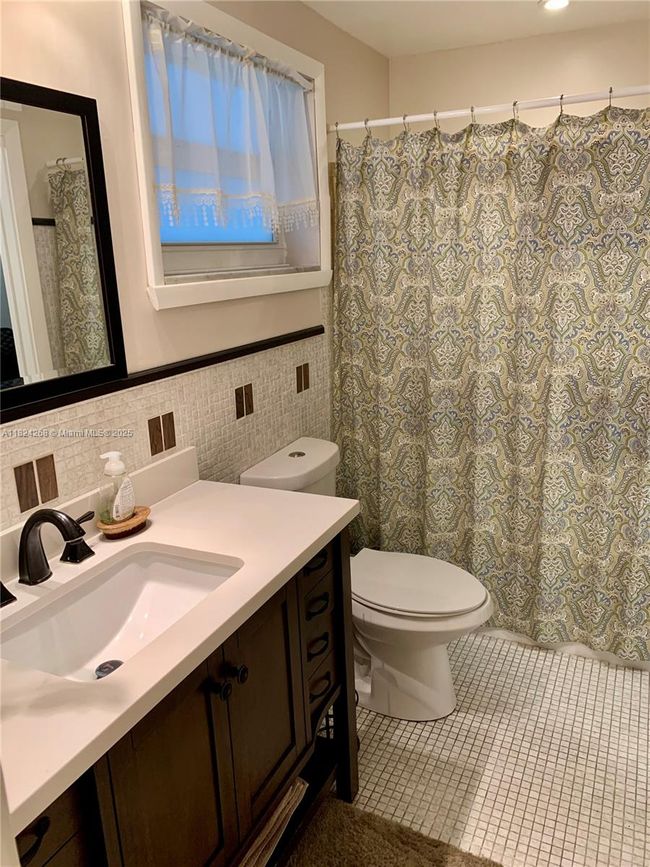 APT-103F - 330 Se 2 Nd St, Condo with 1 bedrooms, 1 bathrooms and null parking in Hallandale Beach FL | Image 16