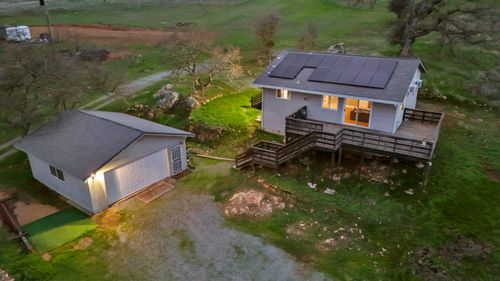 5090 Cox Dr, Valley Springs, CA, 95252-9551 | Card Image