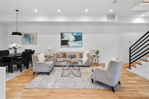 147 Hutchinson St Ne, Atlanta, GA, 30307-3803 | Card Image