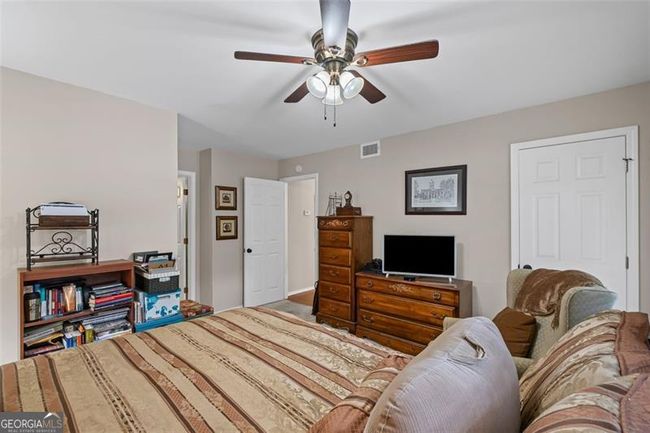 202 Berkeley Woods Dr, Condo with 2 bedrooms, 2 bathrooms and 2 parking in Duluth GA | Image 18