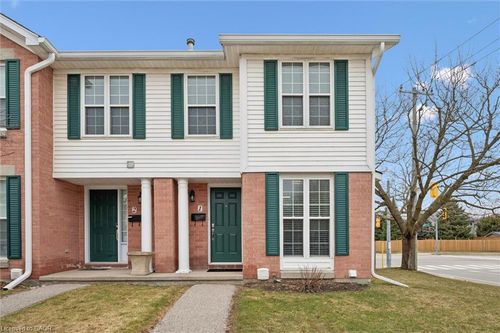 1-465 Woolwich St, Waterloo, ON, N2K3S4 | Card Image