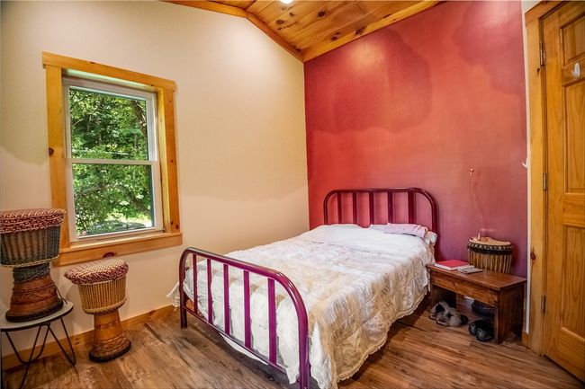 Bedroom main house | Image 19