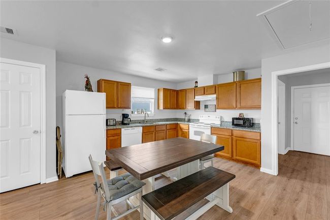 1271 Faggards Slip, House other with 3 bedrooms, 2 bathrooms and 2 parking in Gilchrist TX | Image 12