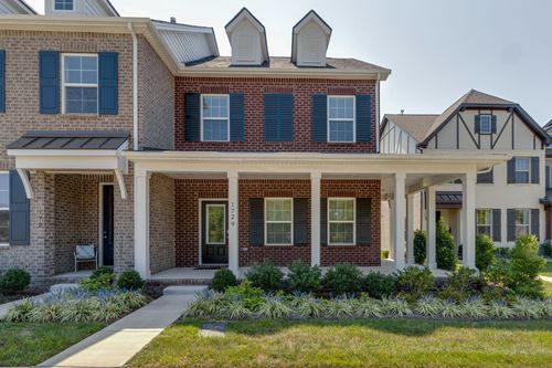 1729 Old Drakes Creek Rd, Hendersonville, TN, 37075-1412 | Card Image