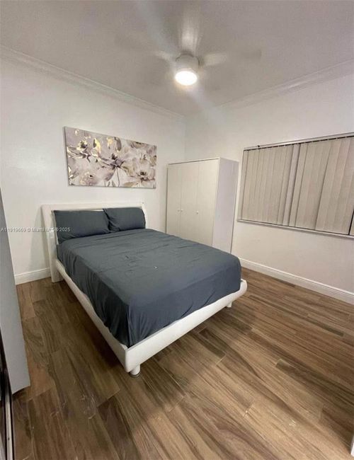 22905 Sw 114th Pl, Miami, FL, 33170-7585 | Card Image