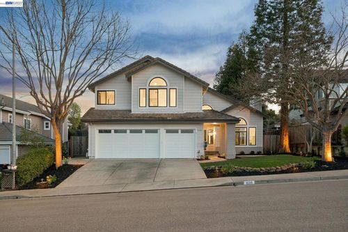 1039 1039 Hopkins Way, Pleasanton, CA, 94566 | Card Image