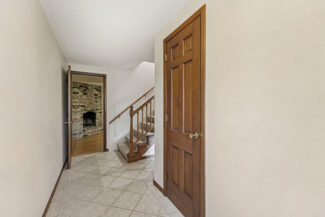 9-web-or-mls-Douglas Dr N-1806-009.jpg | Image 9