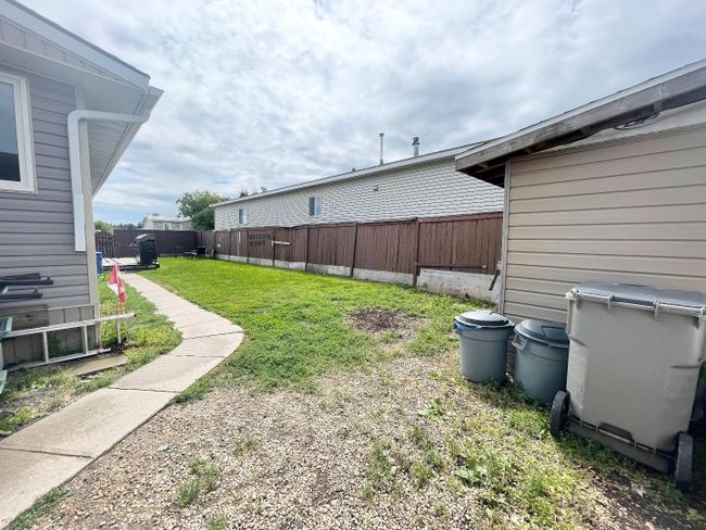 39 Auttreaux Drive, Home with 3 bedrooms, 1 bathrooms and 2 parking in Whitecourt AB | Image 20