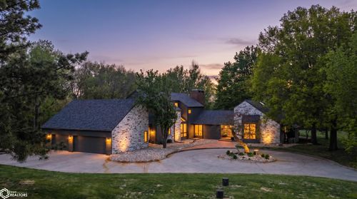 5745 Sw Maffitt Lake Rd, West Des Moines, IA, 50265 | Card Image