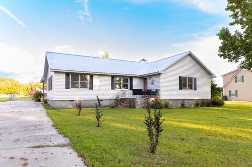 1324 6th St, Dudley, GA, 31022-2142 | Card Image
