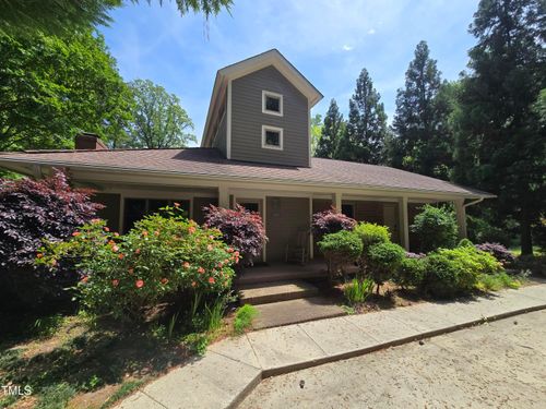 3601 Blueberry Dr, Raleigh, NC, 27612-4221 | Card Image